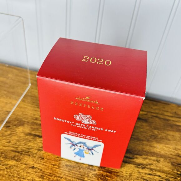 2020 Hallmark Keepsake Ornament Dorothy Gets Carried Away Flying Monkeys EUC - Picture 8 of 12